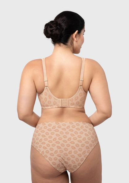 CoolComfort Smoothing Unlined Underwire Minimizer Bra