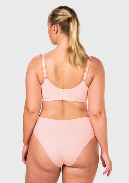 CoolComfort Smoothing Unlined Minimizer Underwire Bra