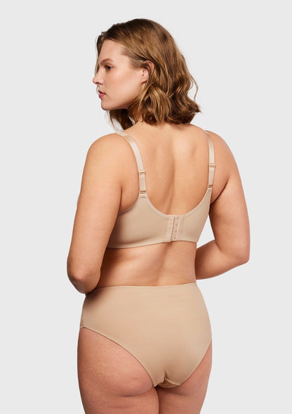 CoolComfort Smoothing Unlined Minimizer Underwire Bra