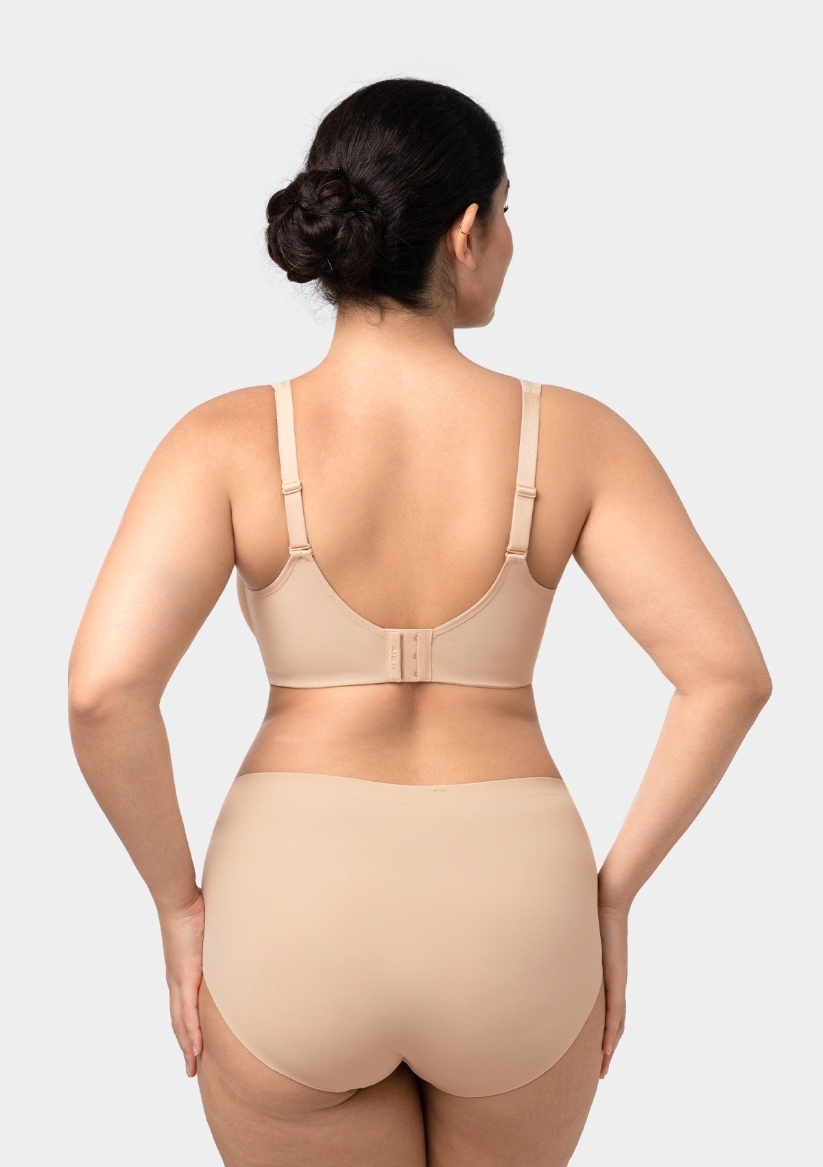 HSIA Alina Full Coverage Underwire Bra Plus Size Supportive Unlined Adjustable Strap Comfort Fit T-Shirt Style