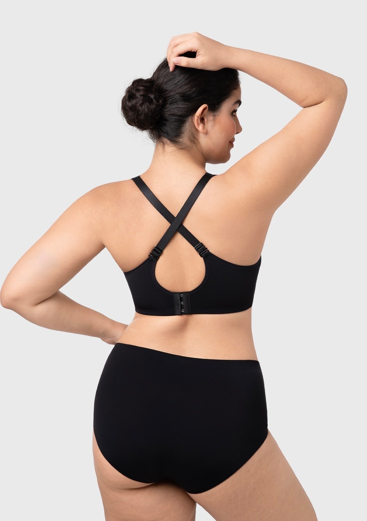 HSIA Alina Full Coverage Underwire Bra Plus Size Supportive Unlined Adjustable Strap Comfort Fit T-Shirt Style