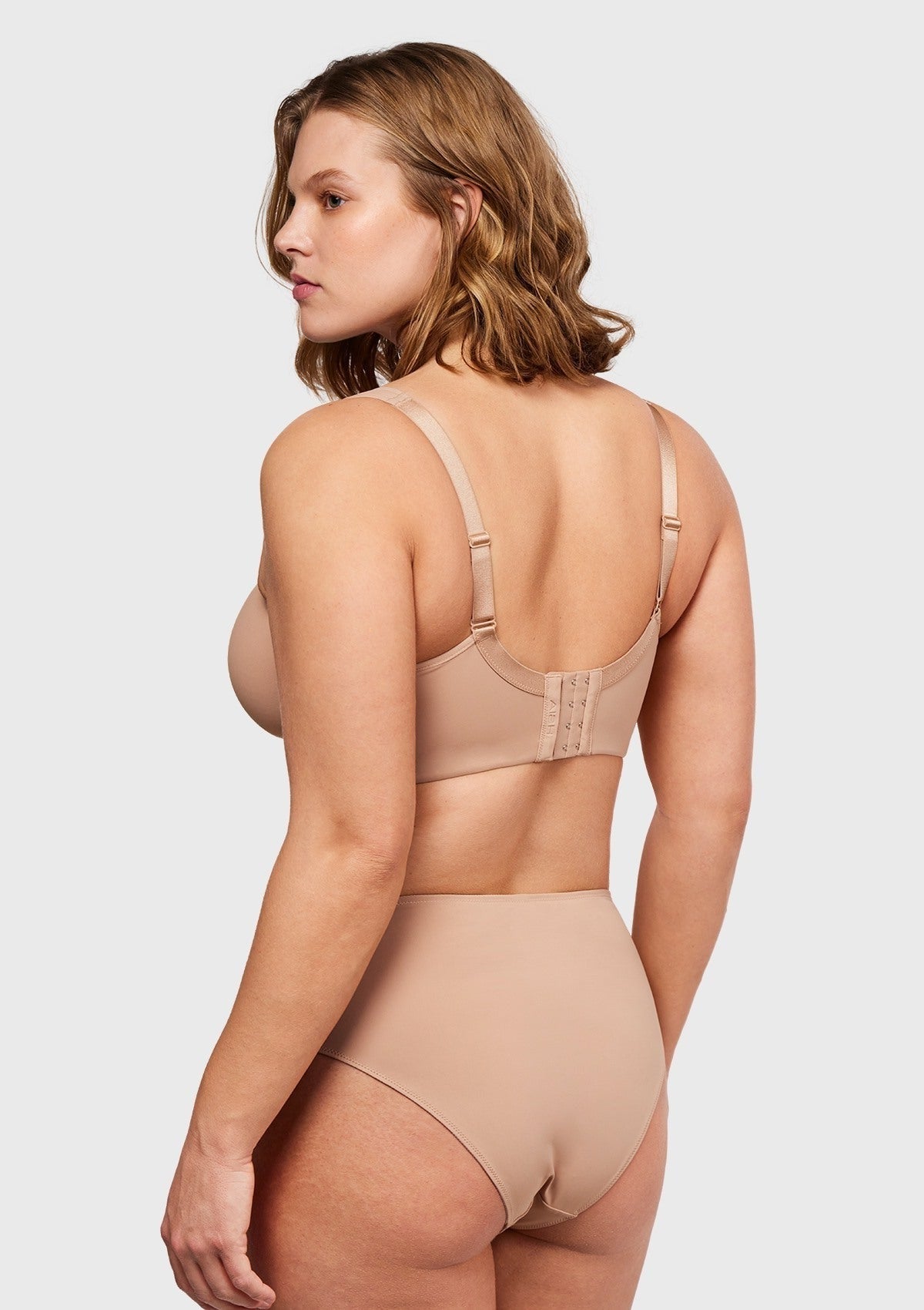 Joan Ultimate Soft T-shirt Unlined Minimizer Bra