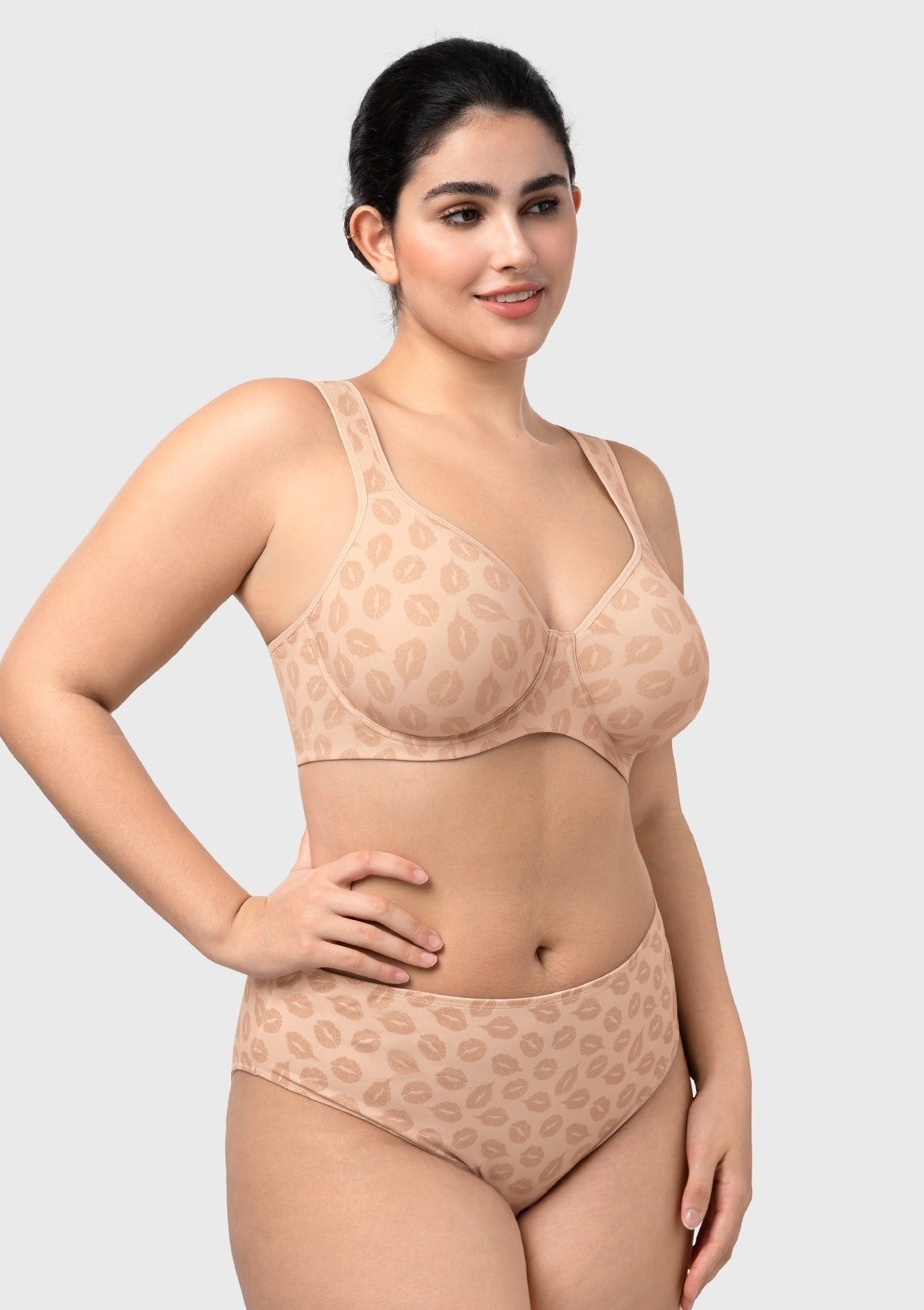 Joan Ultimate Soft T-shirt Unlined Minimizer Bra