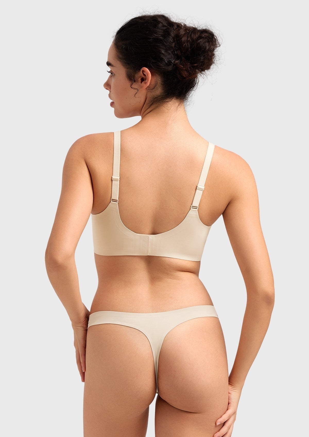 Songful CloudSoft Wireless Comfort  V-Neck Seamless Full Coverage Supportive T-shirt Bra
