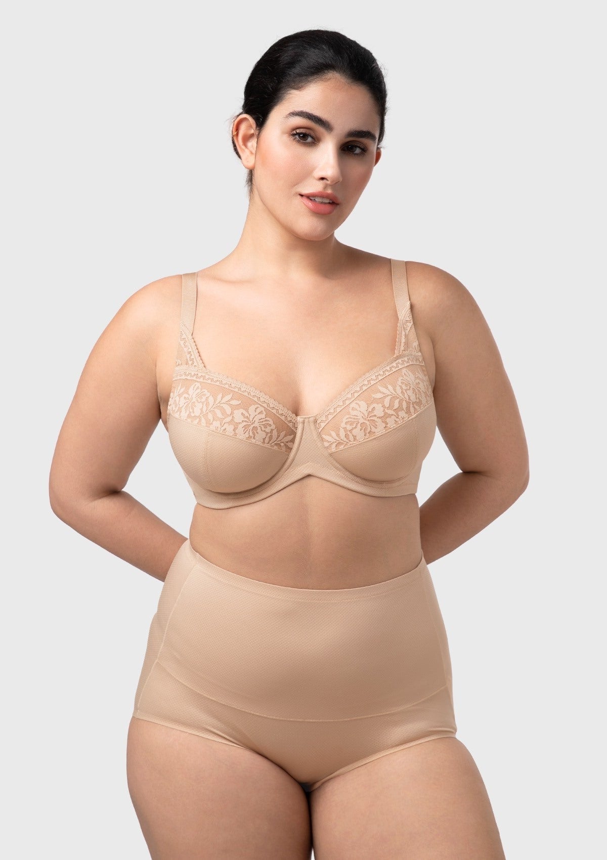 Supportive Seamless Underwire Full Cup Bra