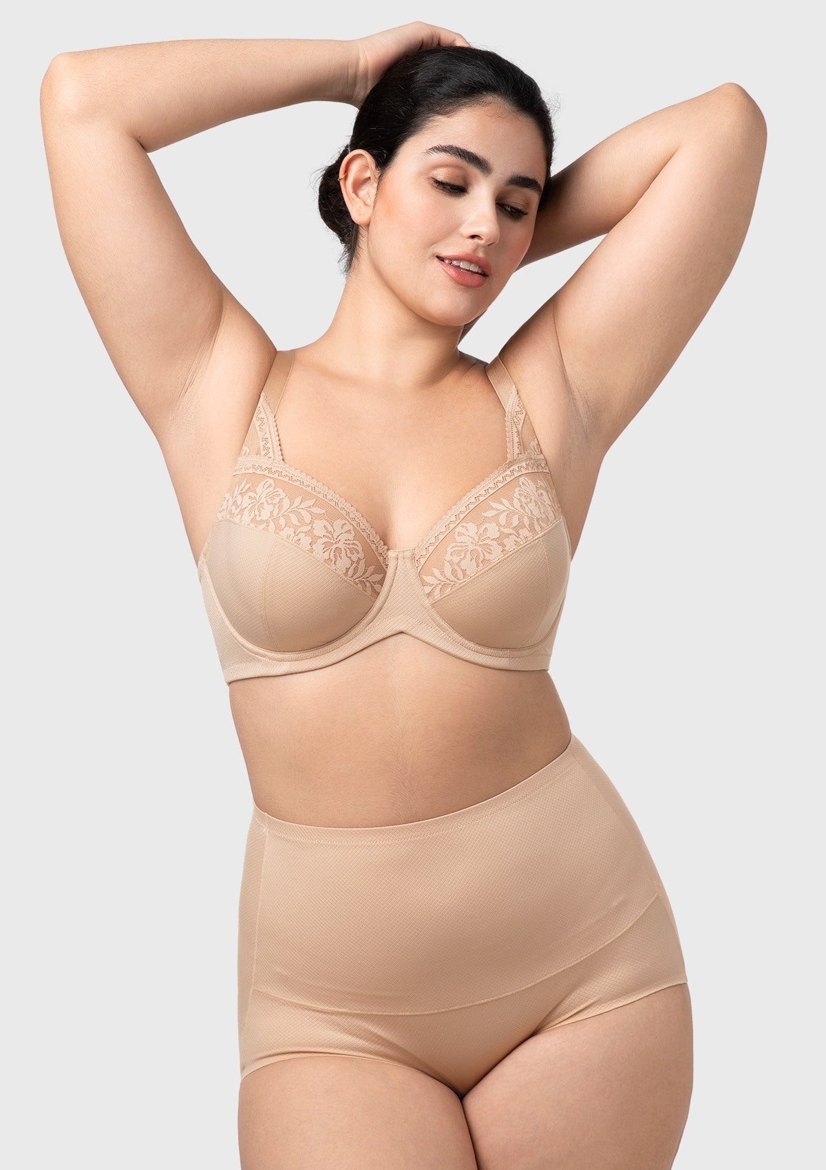 Supportive Seamless Underwire Full Cup Bra