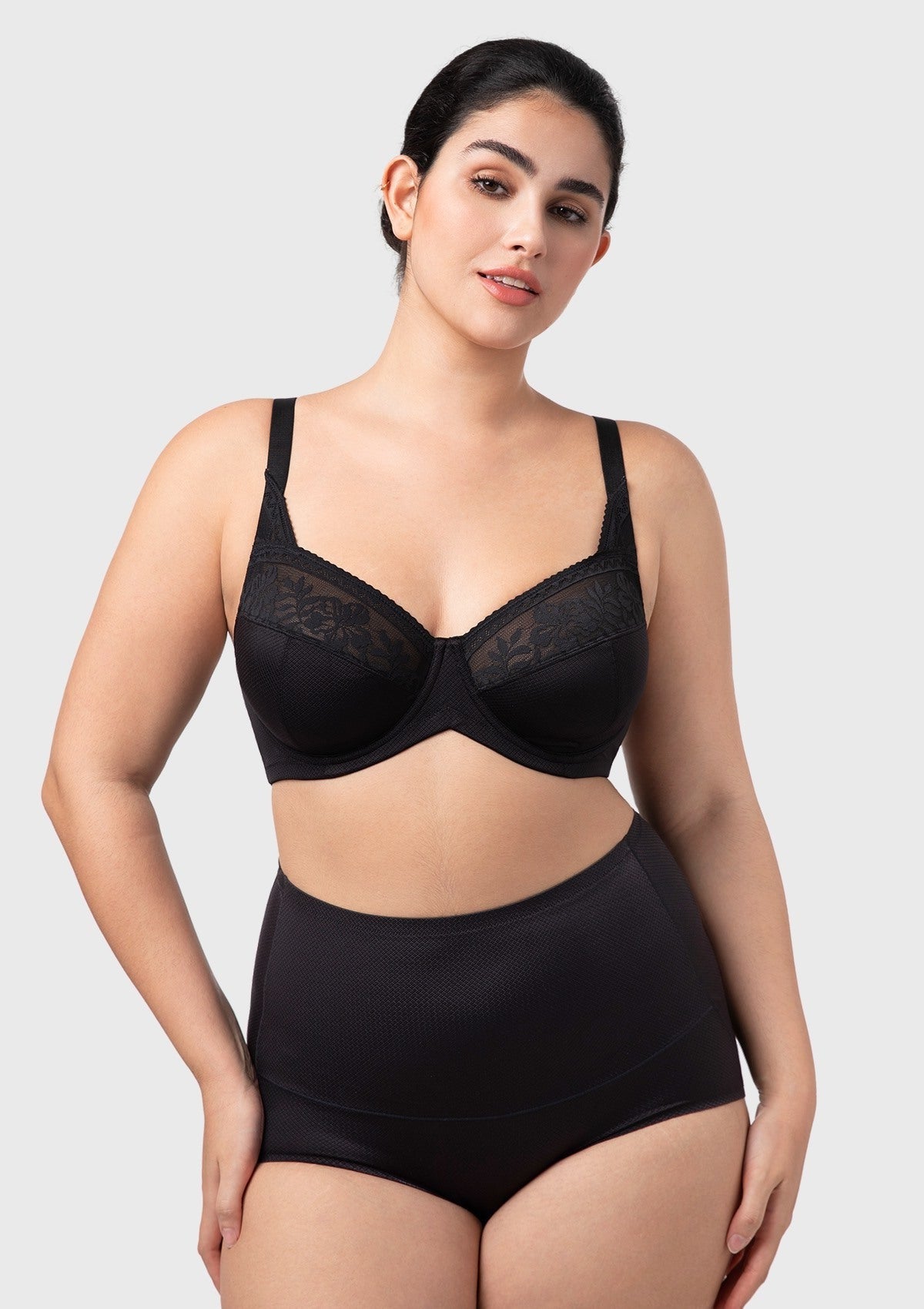 Supportive Seamless Underwire Full Cup Bra