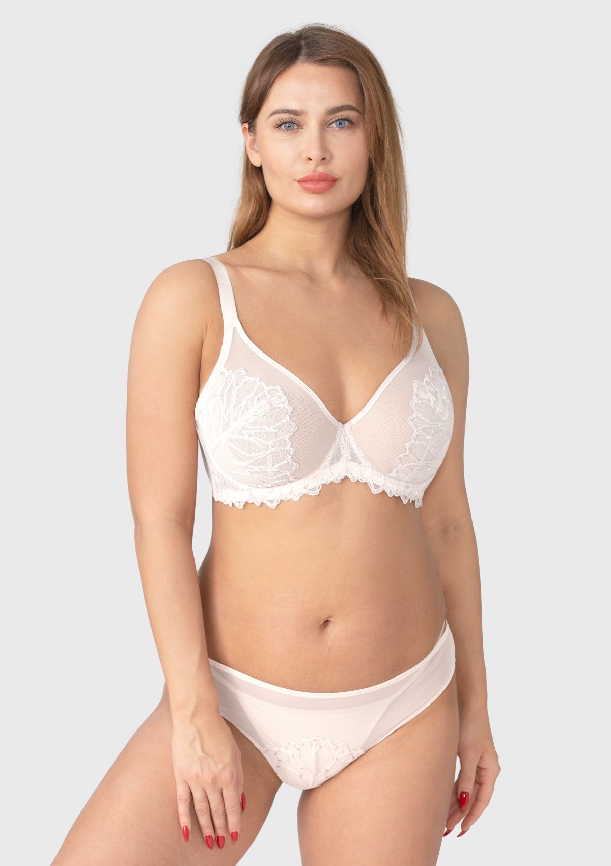 Winter Sonata Embroidered Lace Trim Full Coverage Unlined Underwire Bra